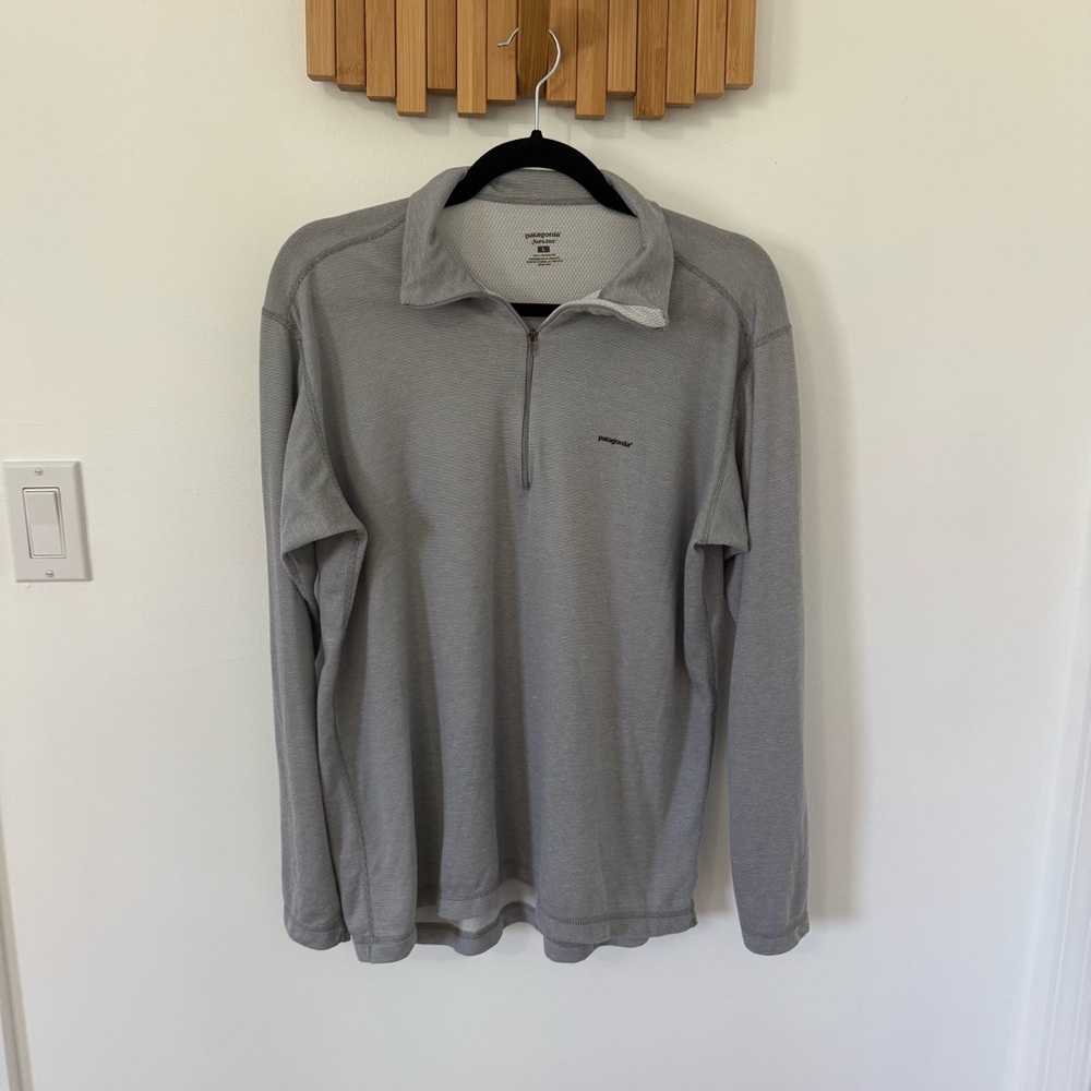 Men’s Patagonia Capilene Gray Quarter-Zip Pullover, Size Large, active, outdoor